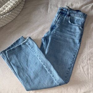 Abercrombie & Fitch High Rise Relaxed Jean 26 Regular